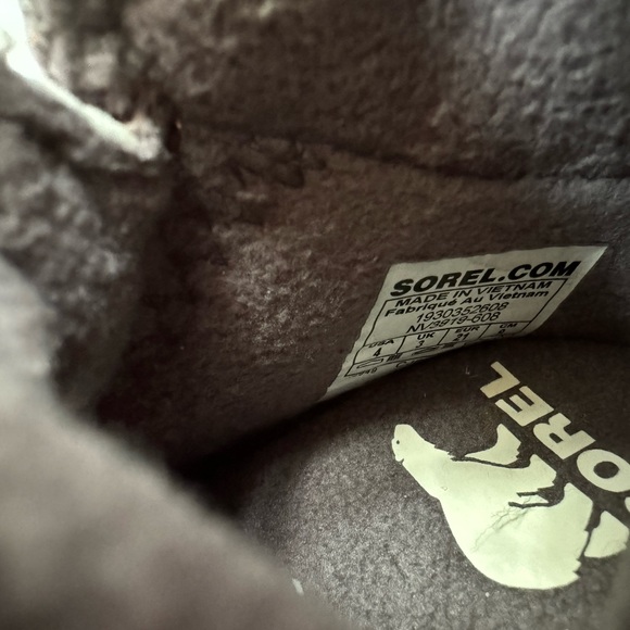 NWT Sorel Whitney II Strap (Toddler) Size 4 M (Vapor/Pulse) - Picture 4 of 4